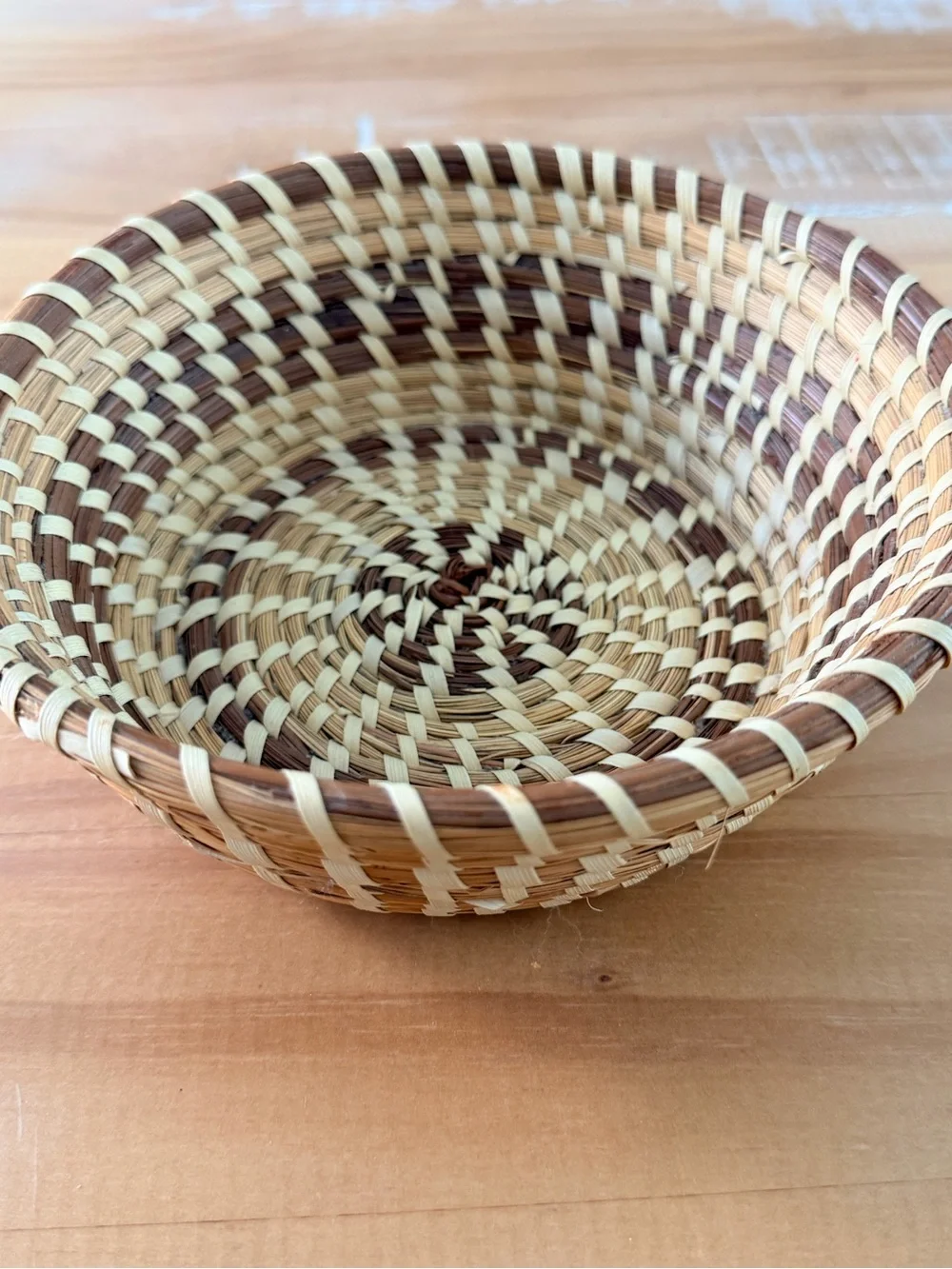 Sweet Grass Basket Charleston South Carolina Pine Needle Knots Tight Weaving 7”